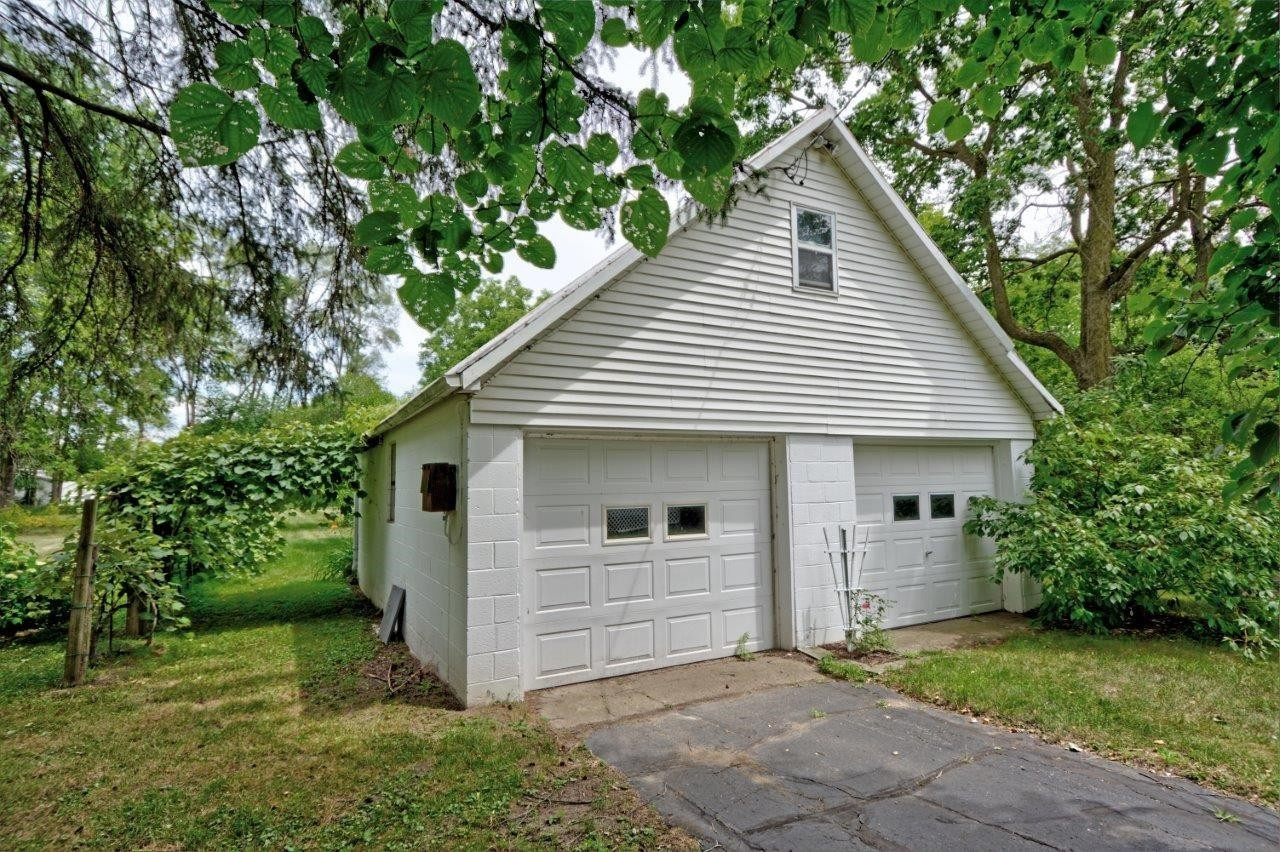 655 Allen Road Milan, MI 48160 - Photo 18 of 26 Photo 18