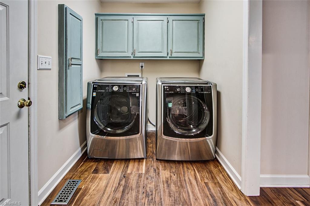 4398 Hoover Hill Road Trinity, NC 27370 - Photo 15 of 38 Laundry room on main floor