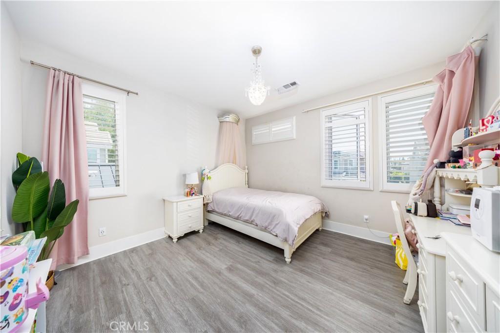 81 Ray Irvine, CA 92618 - Photo 14 of 40