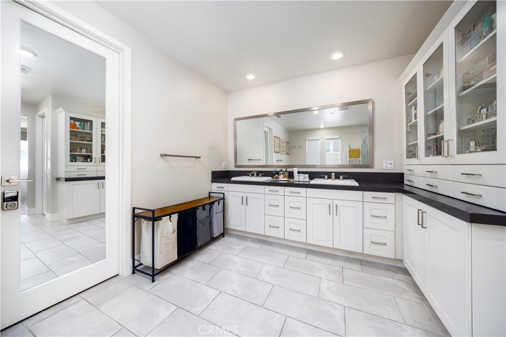 81 Ray Irvine, CA 92618 - Photo 21 of 40