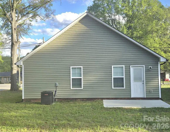 $322,900 | 690 Wilshire Avenue Southwest, Concord, NC 28027