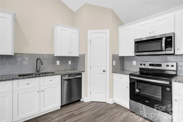 $322,900 | 690 Wilshire Avenue Southwest, Concord, NC 28027