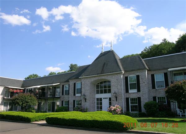 324 Russell Road, Unit 108 Westfield, MA 01085 - Photo 1 of 12 Gallery Image 1