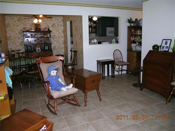 324 Russell Road, Unit 108 Westfield, MA 01085 - Photo 9 of 12 Gallery Image 9