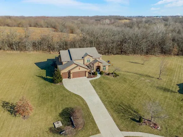 $925,000 | 13021 Kelli Drive, Kearney, MO 64060