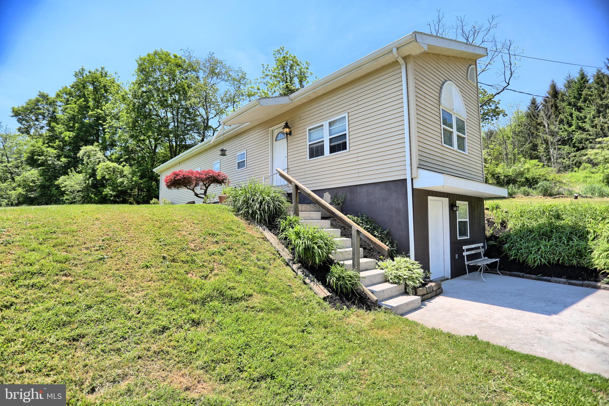60 Hope Road New Bloomfield, PA 17068 - Photo 1 of 55 Gallery Image 1