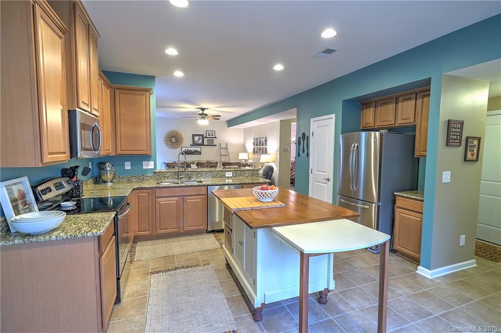 7668 West Berkeley Road Denver, NC 28037 - Photo 8 of 23