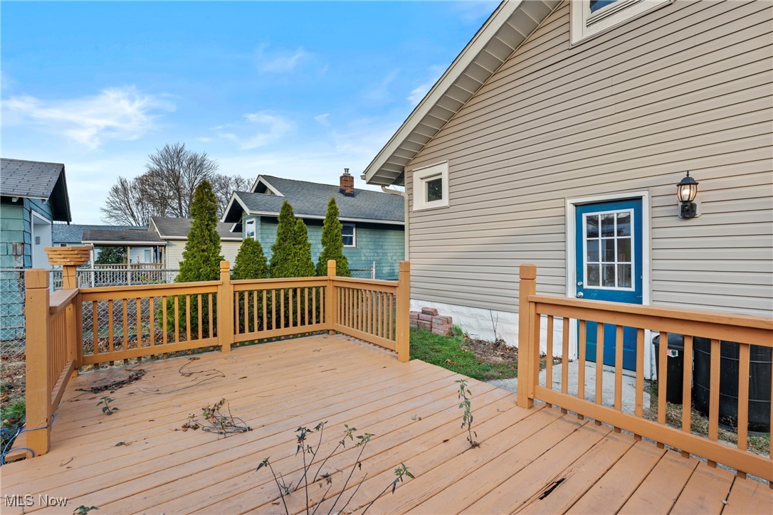 640 Plainfield Road Akron, OH 44312 - Photo 21 of 25 View of wooden terrace