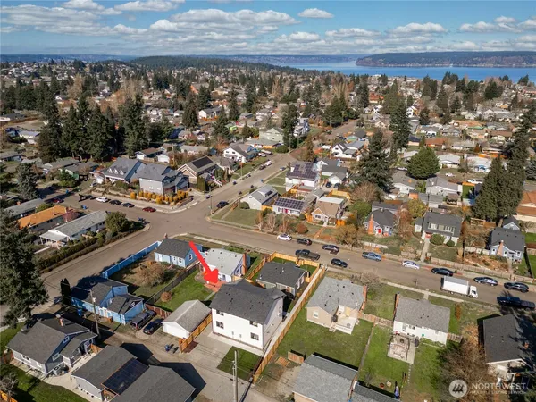 $549,950 | 5128 North 39th Street, Unit B, Tacoma, WA 98407