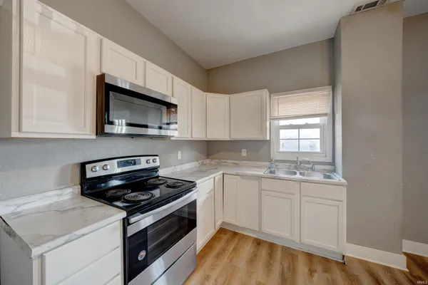 $109,500 | 1203 Edgar Street, Evansville, IN 47710