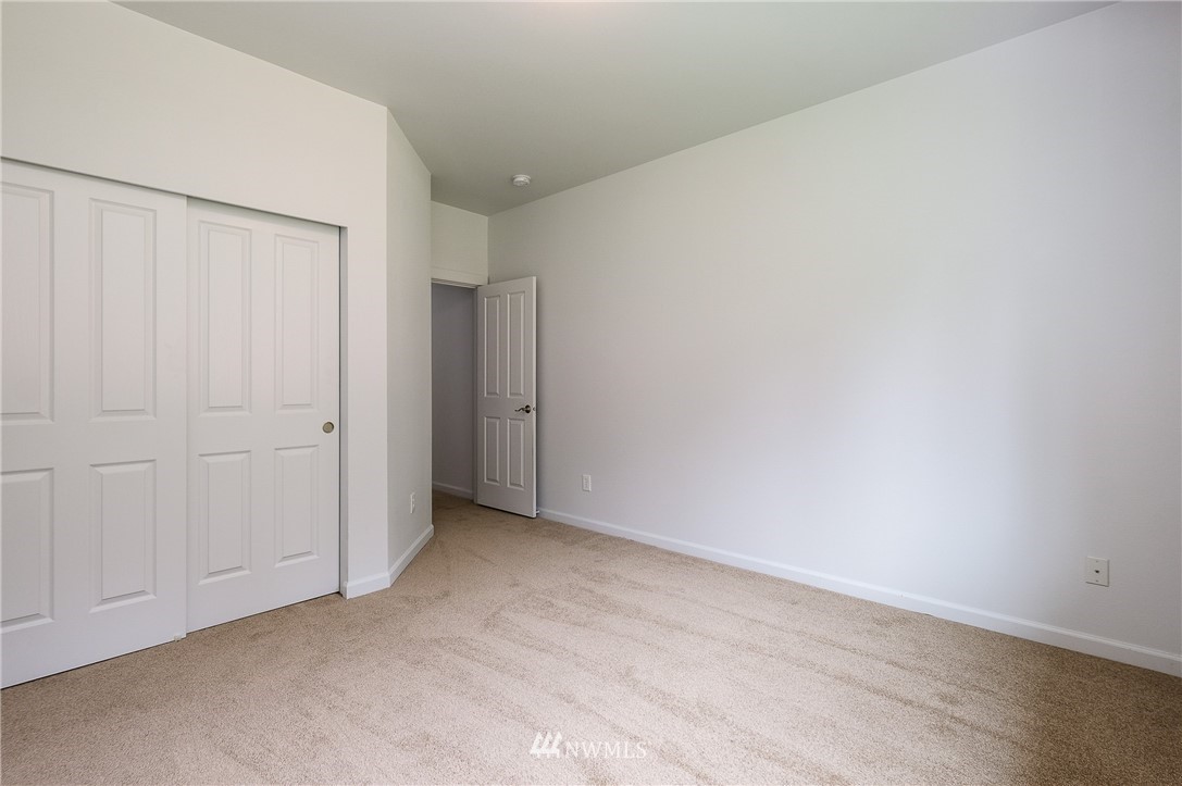 6302 Southwest Cliff Ridge Way Port Orchard, WA 98367 - Photo 15 of 39 Gallery Image 15