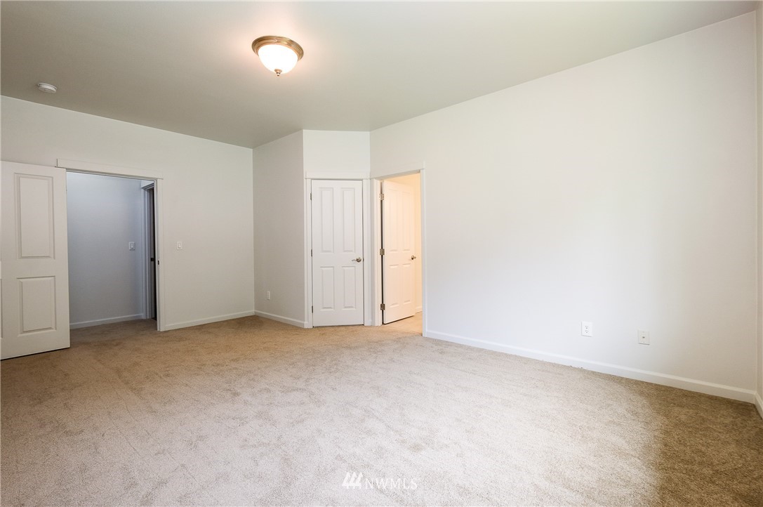6302 Southwest Cliff Ridge Way Port Orchard, WA 98367 - Photo 21 of 39 Gallery Image 21