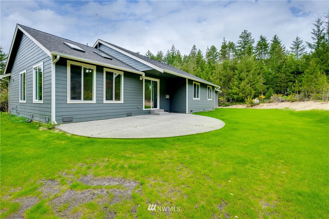 6302 Southwest Cliff Ridge Way Port Orchard, WA 98367 - Photo 30 of 39 Gallery Image 30