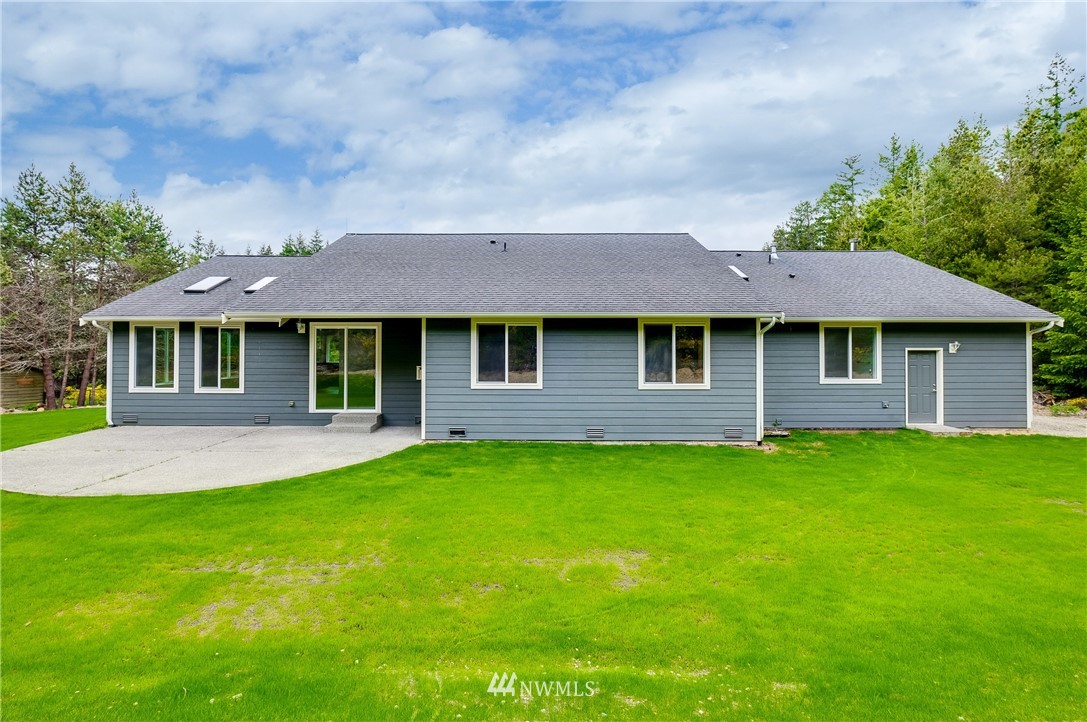 6302 Southwest Cliff Ridge Way Port Orchard, WA 98367 - Photo 31 of 39 Gallery Image 31