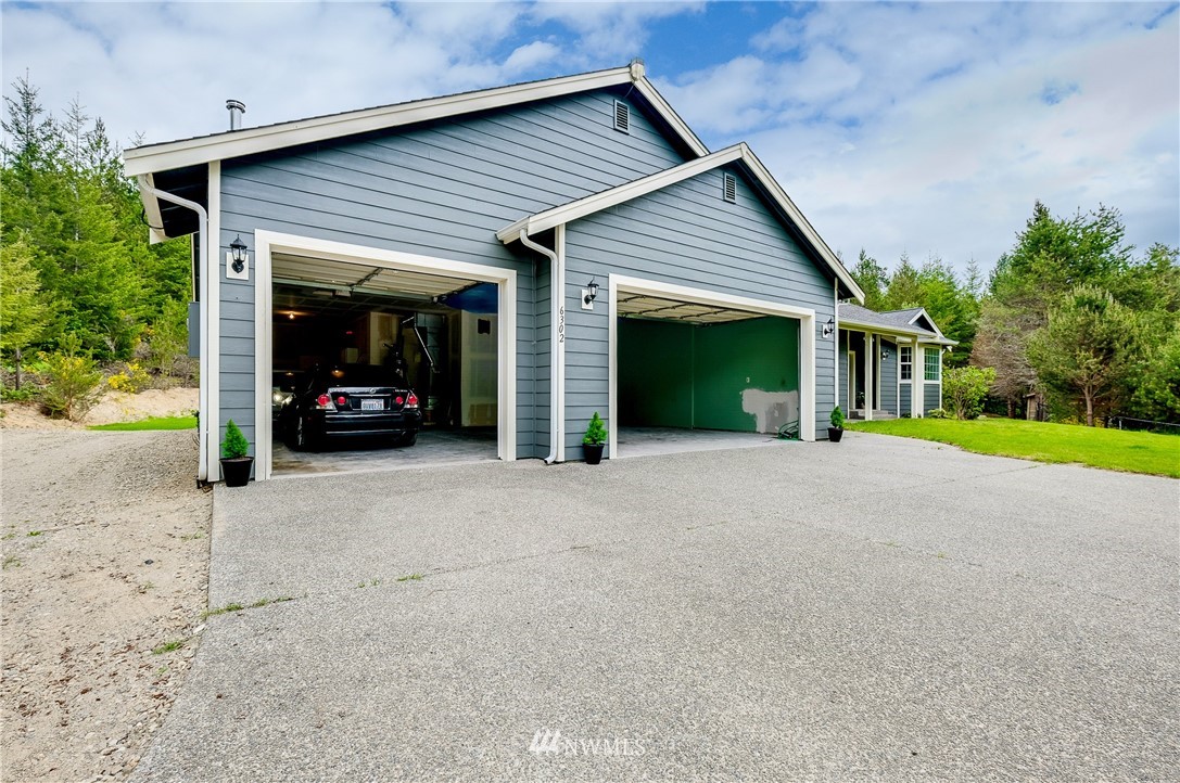 6302 Southwest Cliff Ridge Way Port Orchard, WA 98367 - Photo 33 of 39 Gallery Image 33