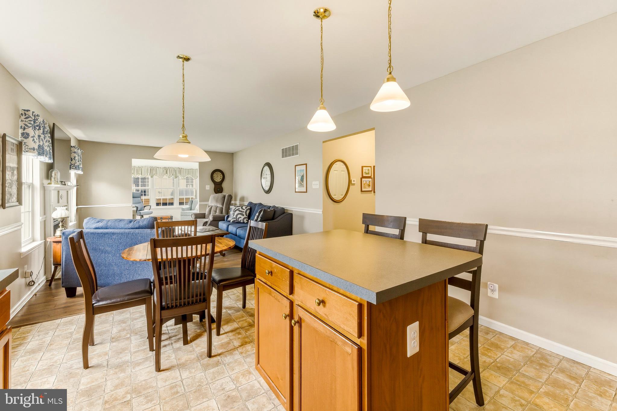 12 Eagle Ridge Drive Mantua, NJ 08051 - Photo 6 of 22 Eat-in Kitchen with Island