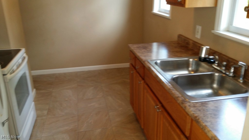 24 Sprague Road Berea, OH 44017 - Photo 18 of 20 Gallery Image 18