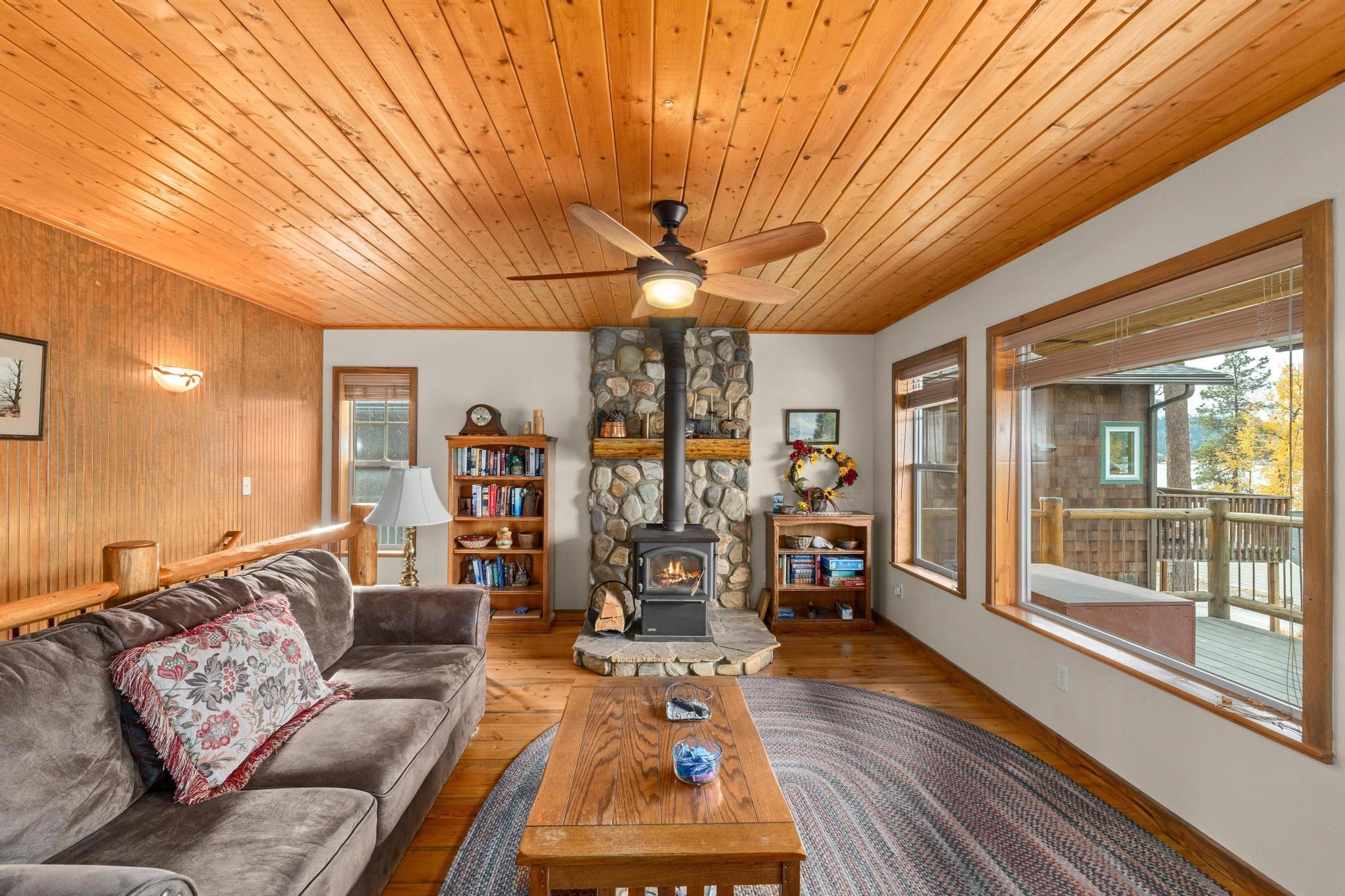 33092 Southeast Van Dissel Rd Valley Valley, WA 99181 - Photo 13 of 27