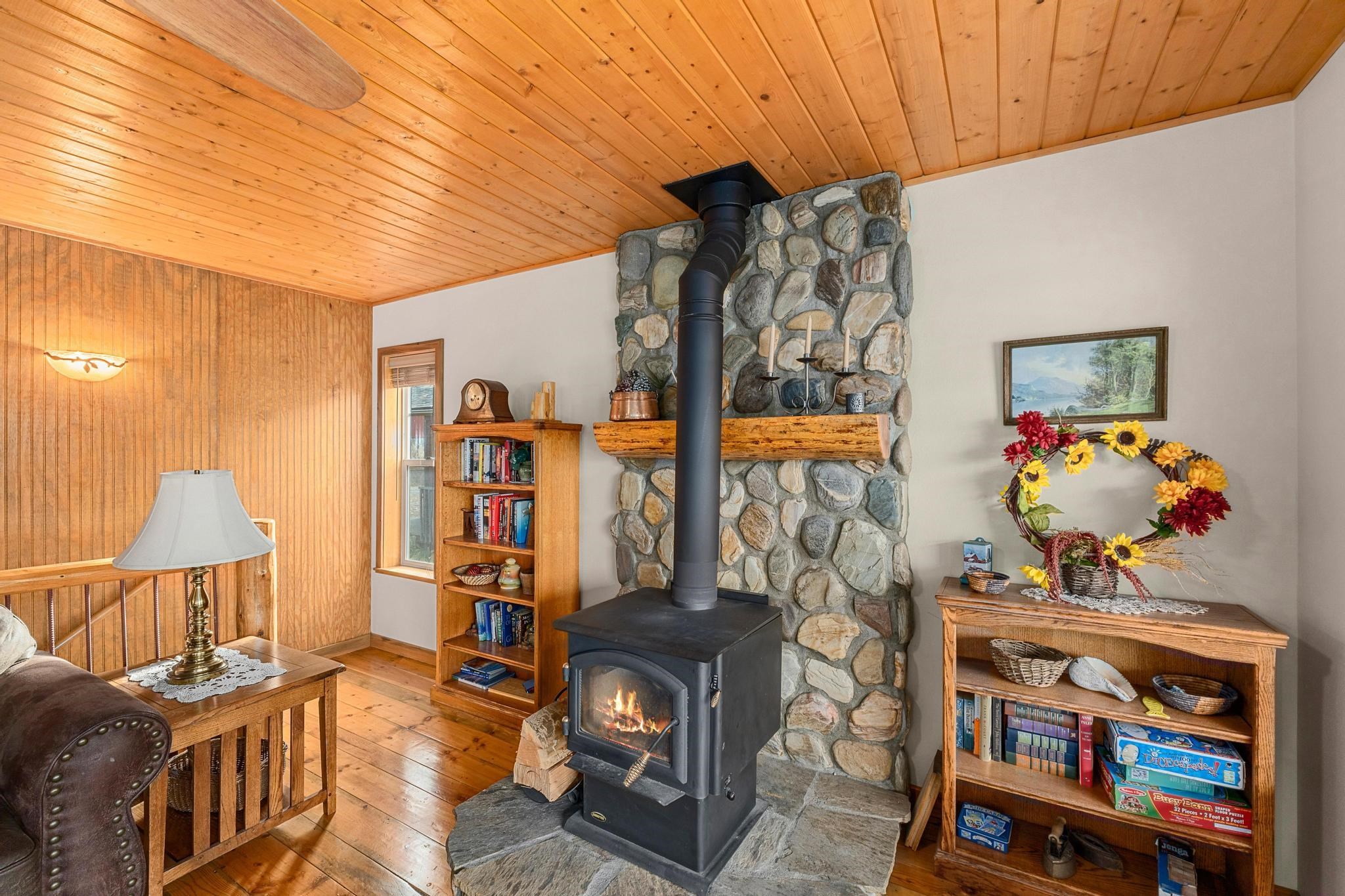 33092 Southeast Van Dissel Rd Valley Valley, WA 99181 - Photo 14 of 27