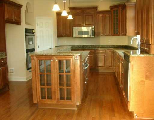 103 Rabold Drive Wexford, PA 15090 - Photo 2 of 8 Kitchen.