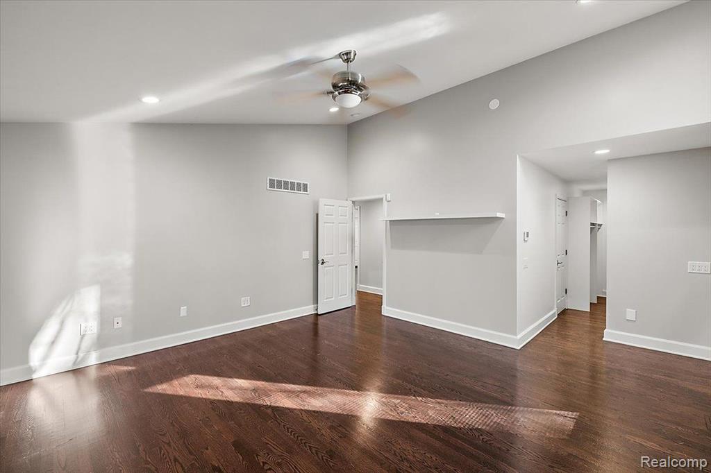 30545 Inkster Road Farmington, MI 48334 - Photo 54 of 87