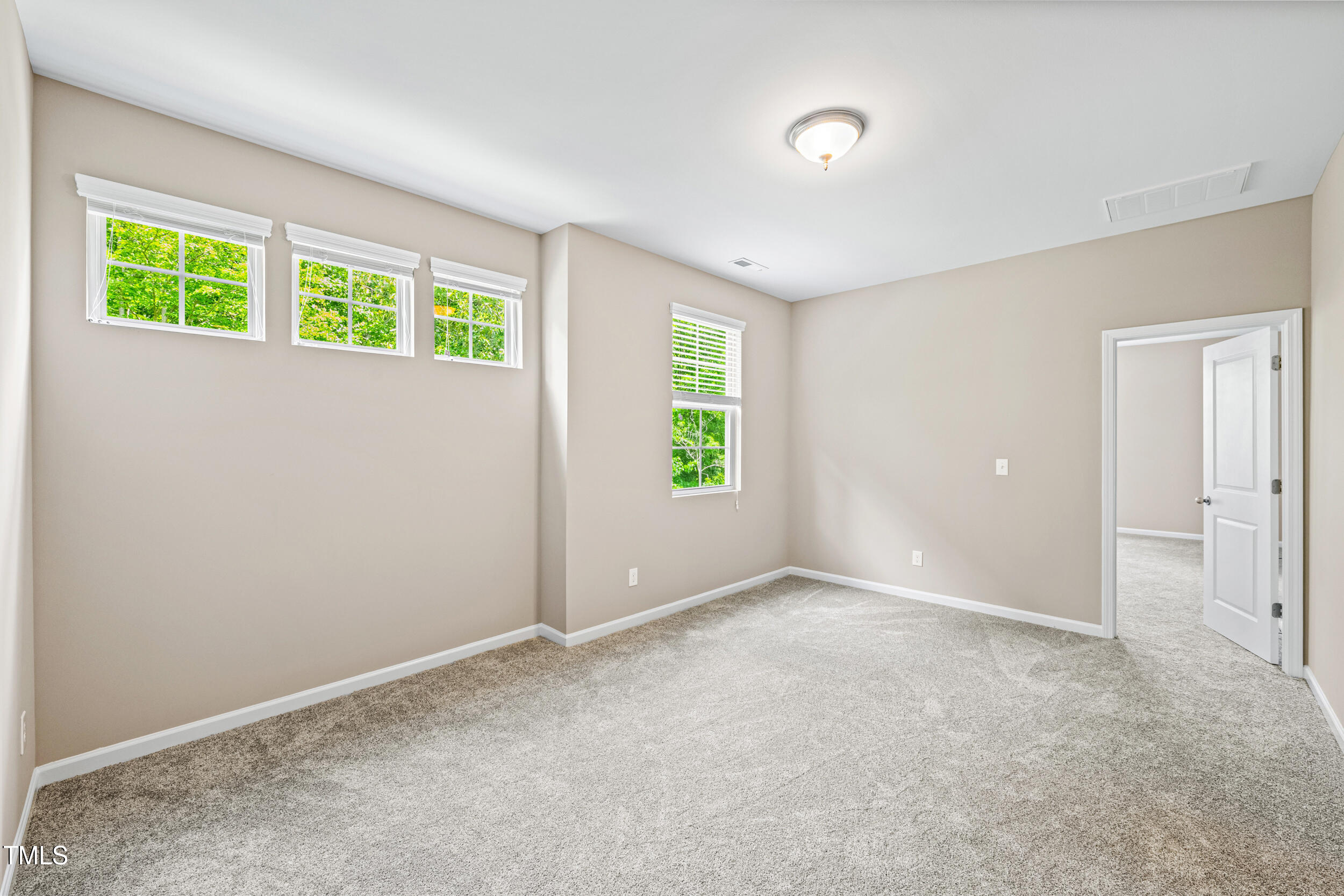 677 Wickham Ridge Road Apex, NC 27539 - Photo 18 of 34 018