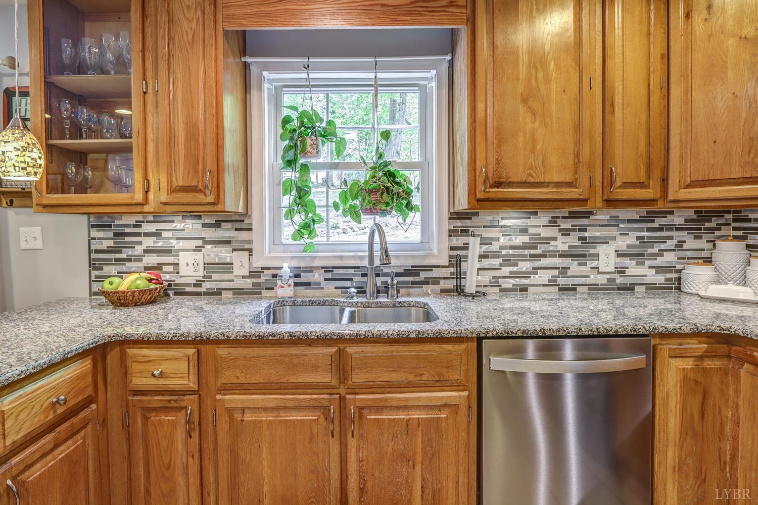 2487 Cifax Road Goode, VA 24556 - Photo 16 of 66 Gallery Image 16