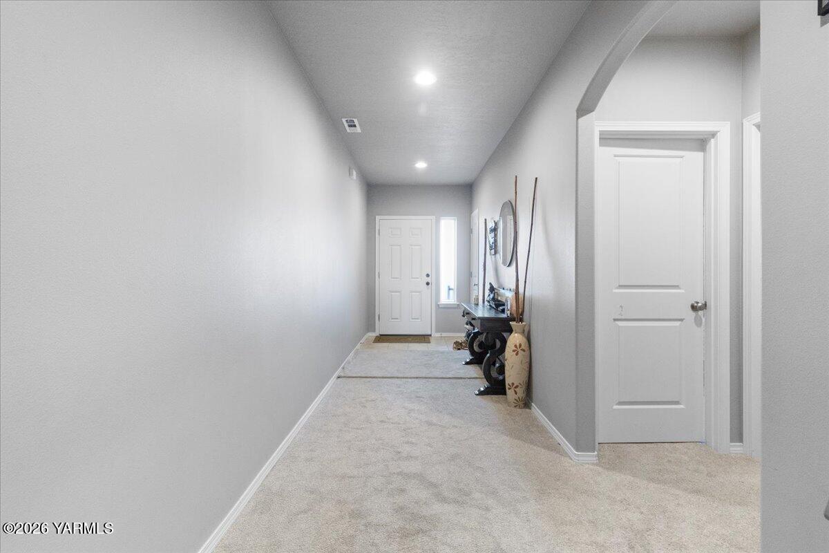 6112 Judd Avenue Yakima, WA 98903 - Photo 4 of 31 09-IMGC7705