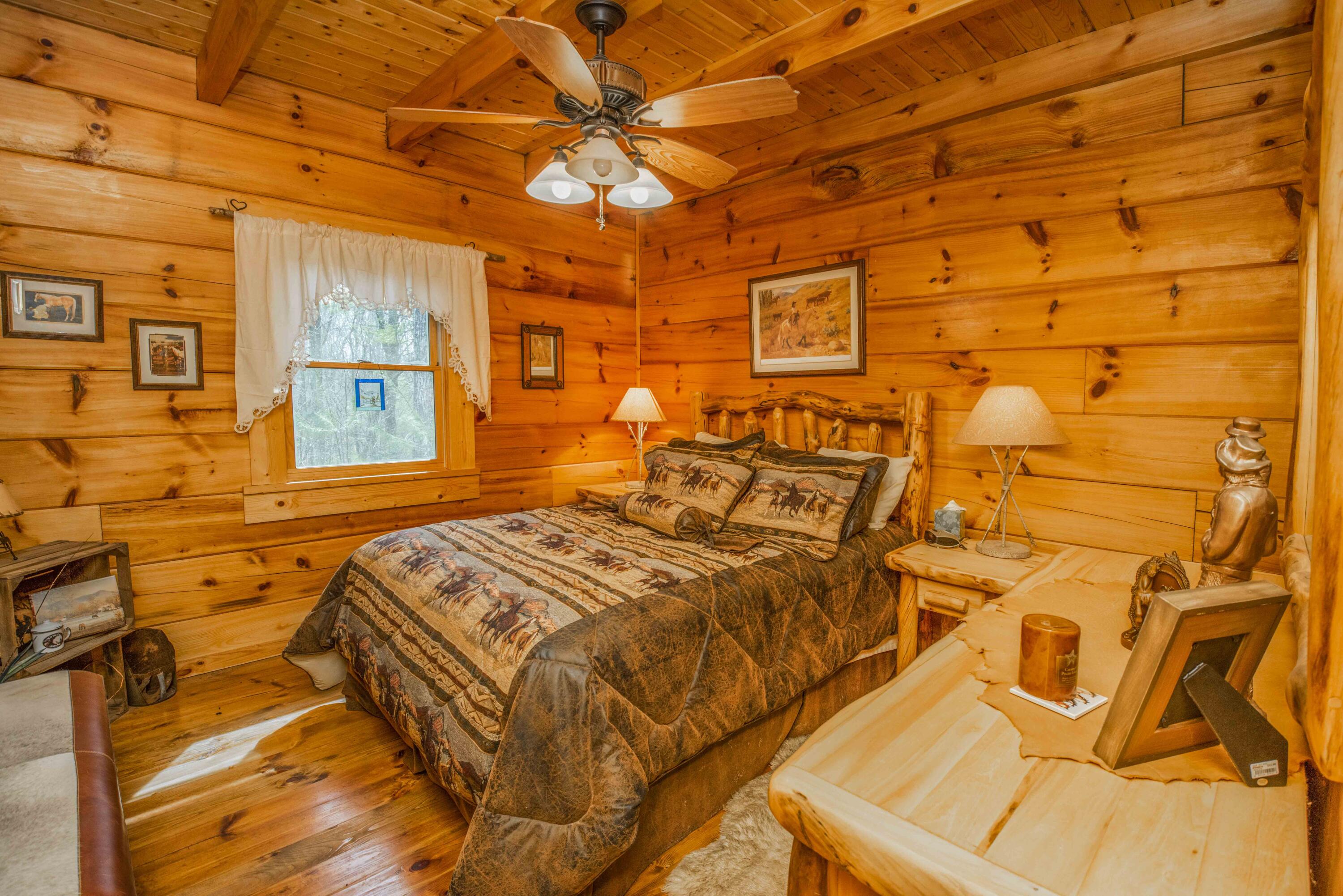 880 John J Smith Road Oneida, TN 37841 - Photo 7 of 25 master