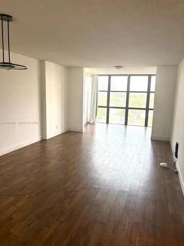 $1,800 | 1000 Parkview Drive, Unit 605, Hallandale Beach, FL 33009