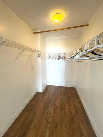 $1,800 | 1000 Parkview Drive, Unit 605, Hallandale Beach, FL 33009