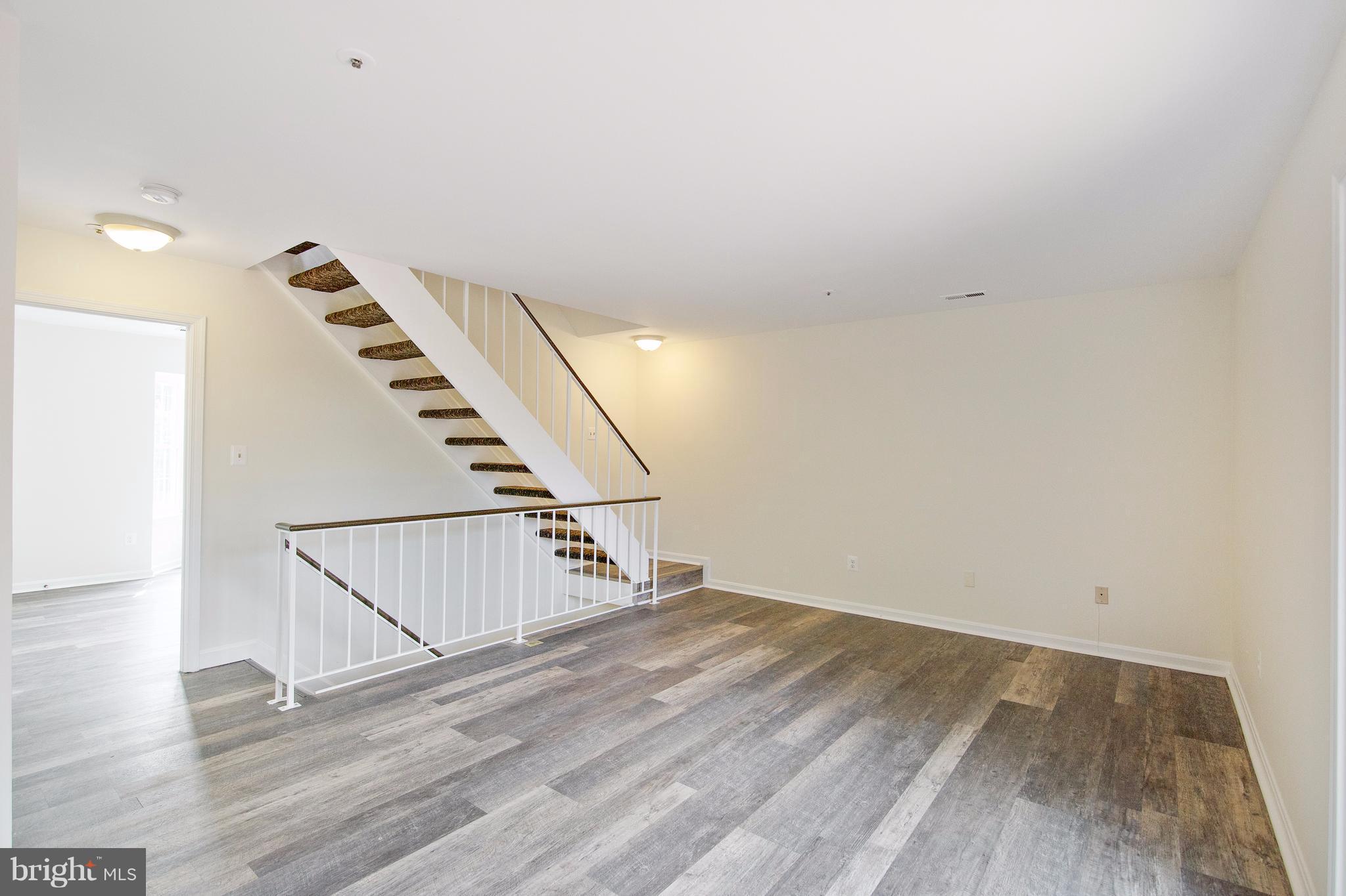 28 Spring Street Gaithersburg, MD 20877 - Photo 16 of 30 Family Room