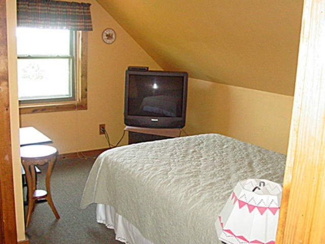 3593 Jackson Road Blanchard, MI 49310 - Photo 13 of 27 #13 Bedroom #2 Up