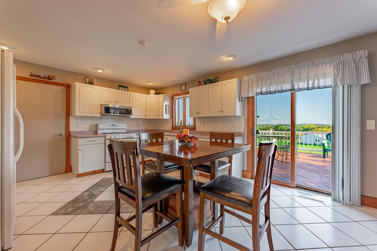 1234 Lake Summerset Road Lake Summerset, IL 61019 - Photo 10 of 38 Gallery Image 10
