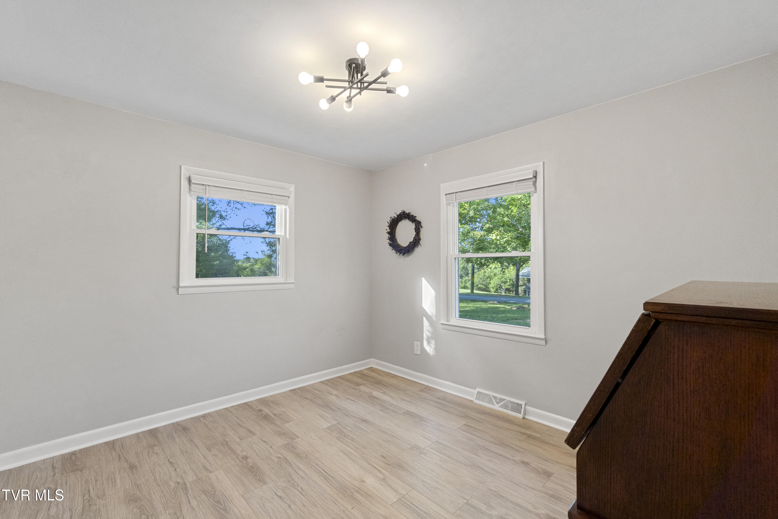 2395 Fodderstack Mountain Loop Greeneville, TN 37745 - Photo 20 of 51 DSC06198