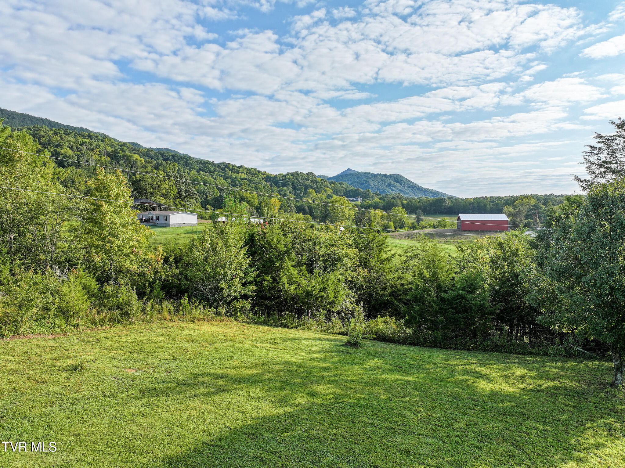 2395 Fodderstack Mountain Loop Greeneville, TN 37745 - Photo 32 of 51 DJI_20250910051805_0901_D
