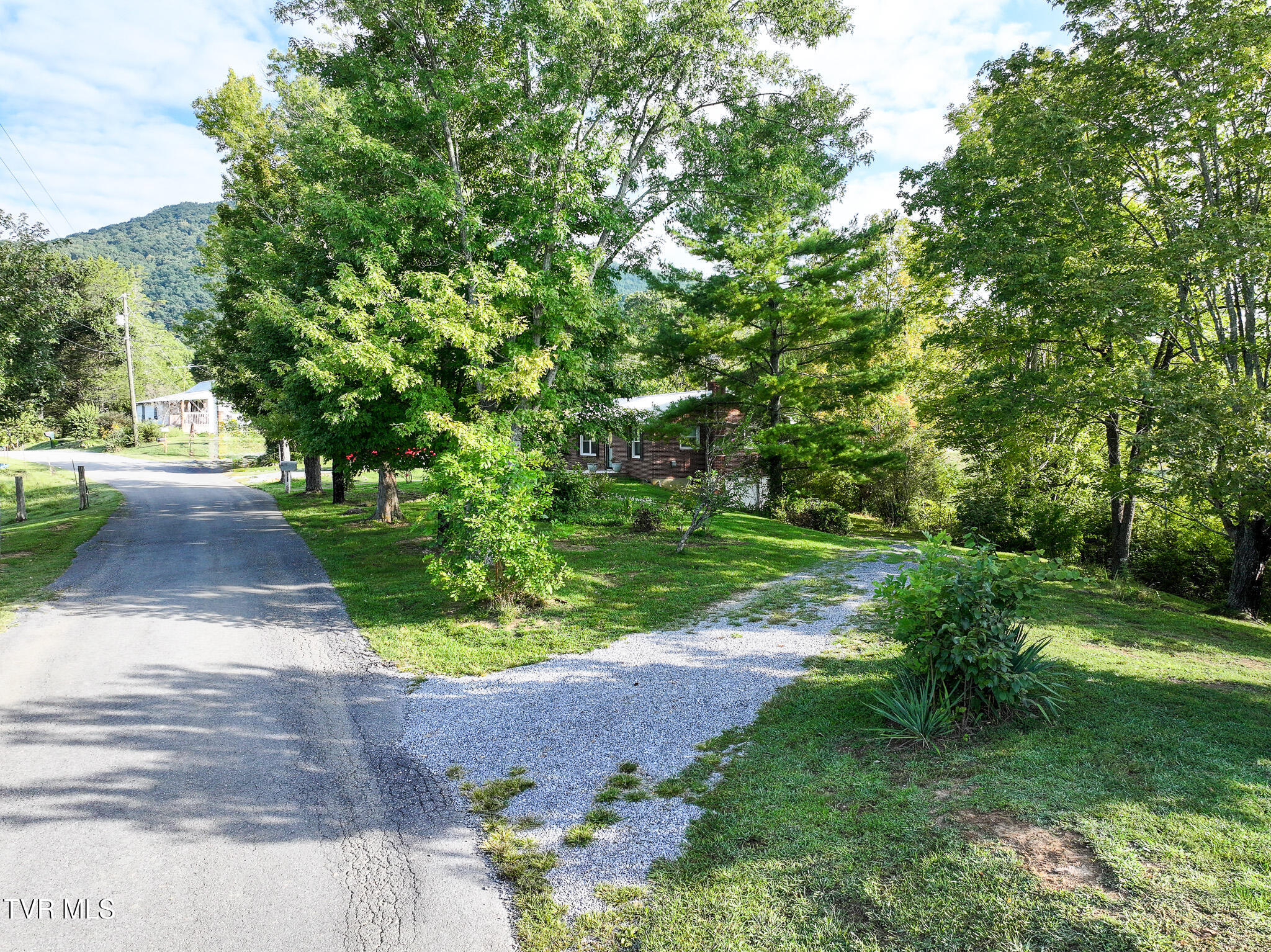 2395 Fodderstack Mountain Loop Greeneville, TN 37745 - Photo 35 of 51 DJI_20250910051849_0904_D-Edit
