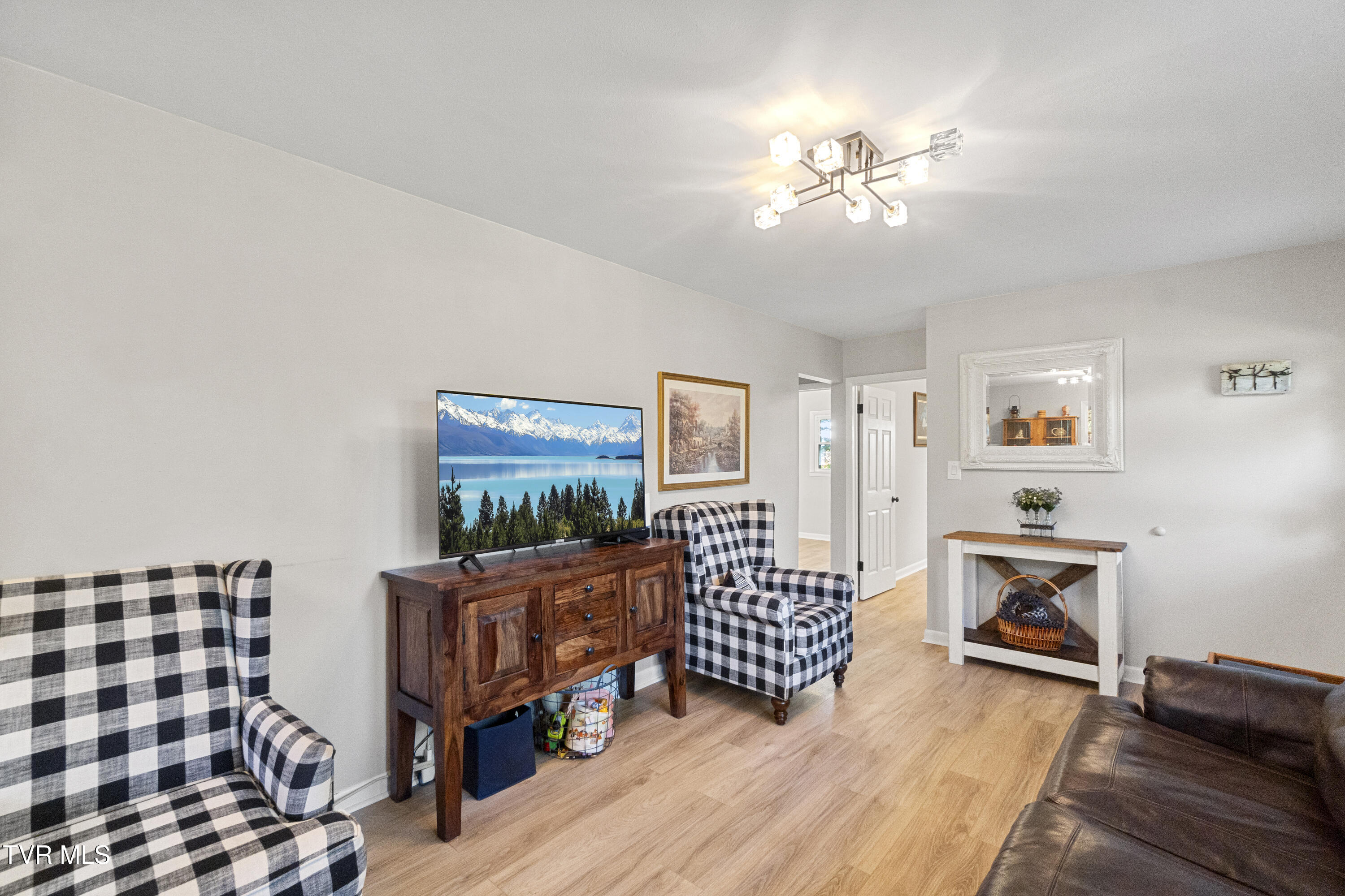 2395 Fodderstack Mountain Loop Greeneville, TN 37745 - Photo 39 of 51 DSC06192