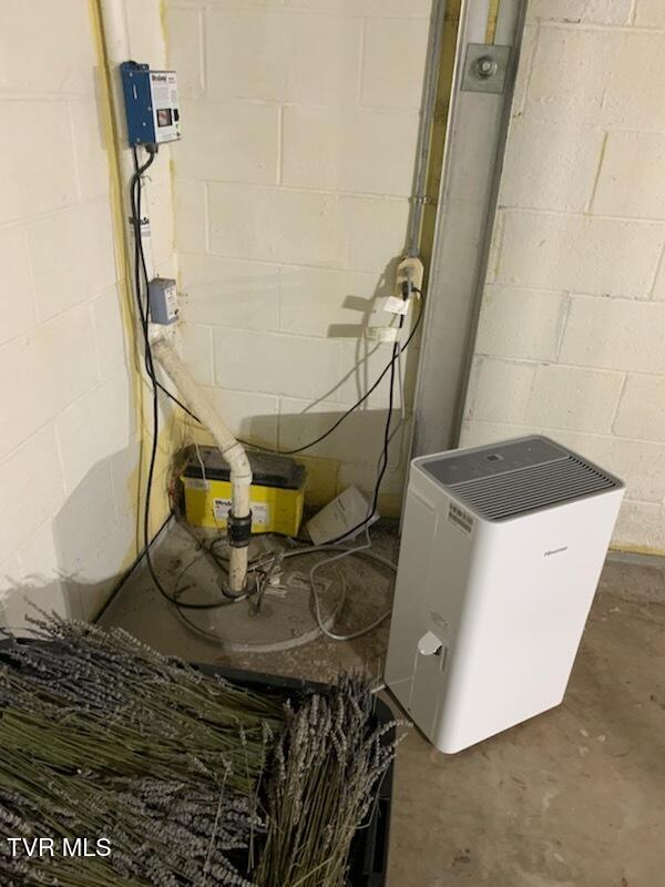 2395 Fodderstack Mountain Loop Greeneville, TN 37745 - Photo 49 of 51 IMG_5079