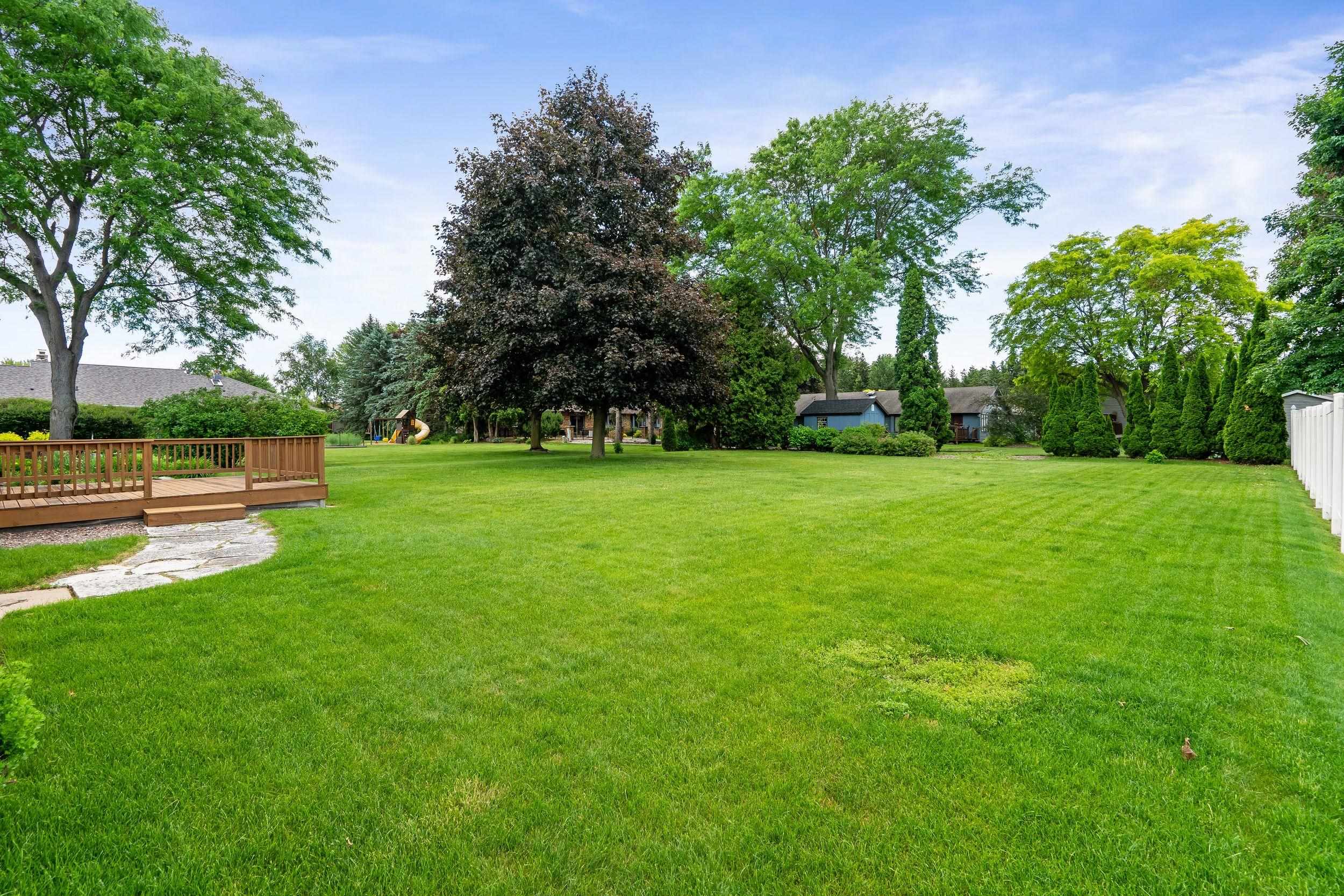 2615 West Sunnyview Circle Appleton, WI 54914 - Photo 41 of 44