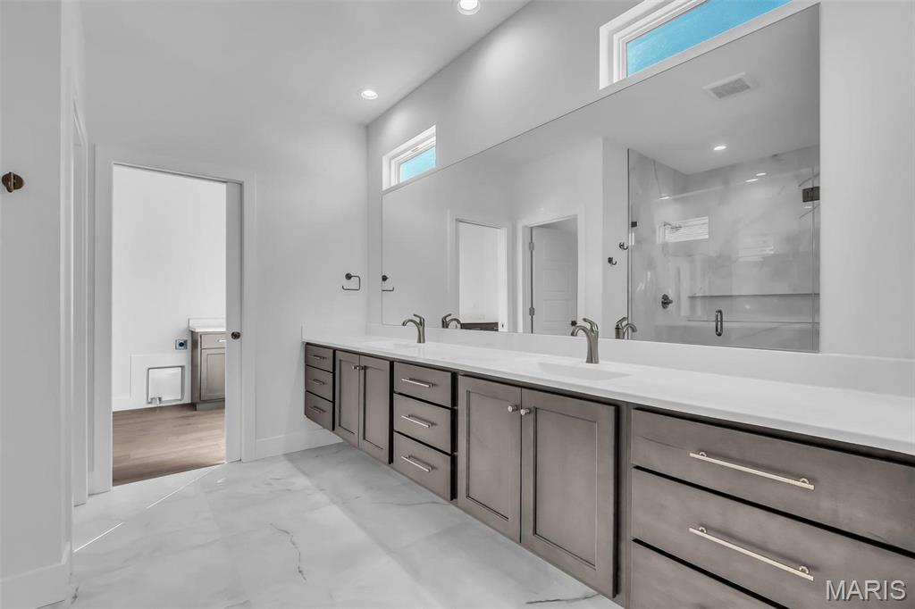 600 Legacy Drive Waterloo, IL 62298 - Photo 17 of 30