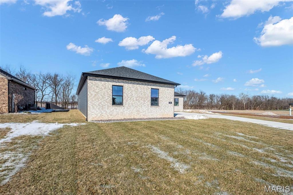600 Legacy Drive Waterloo, IL 62298 - Photo 3 of 30