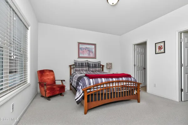 $393,000 | 7 Jordan Point Drive, North Greenbush, NY 12180