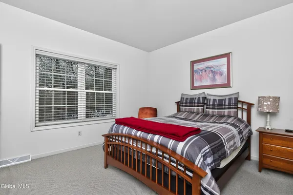 $393,000 | 7 Jordan Point Drive, North Greenbush, NY 12180