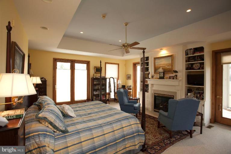 5402 Morris Neck Road Cambridge, MD 21613 - Photo 25 of 30 Main House #1 Master Bedroom