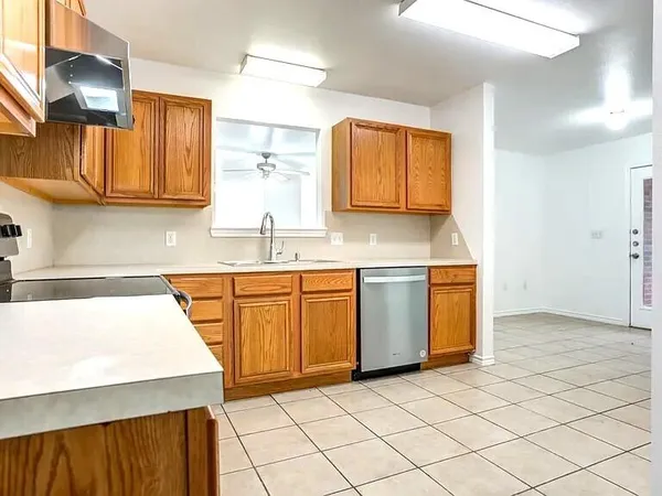 $289,500 | 608 North Bangor Avenue, Lubbock, TX 79416