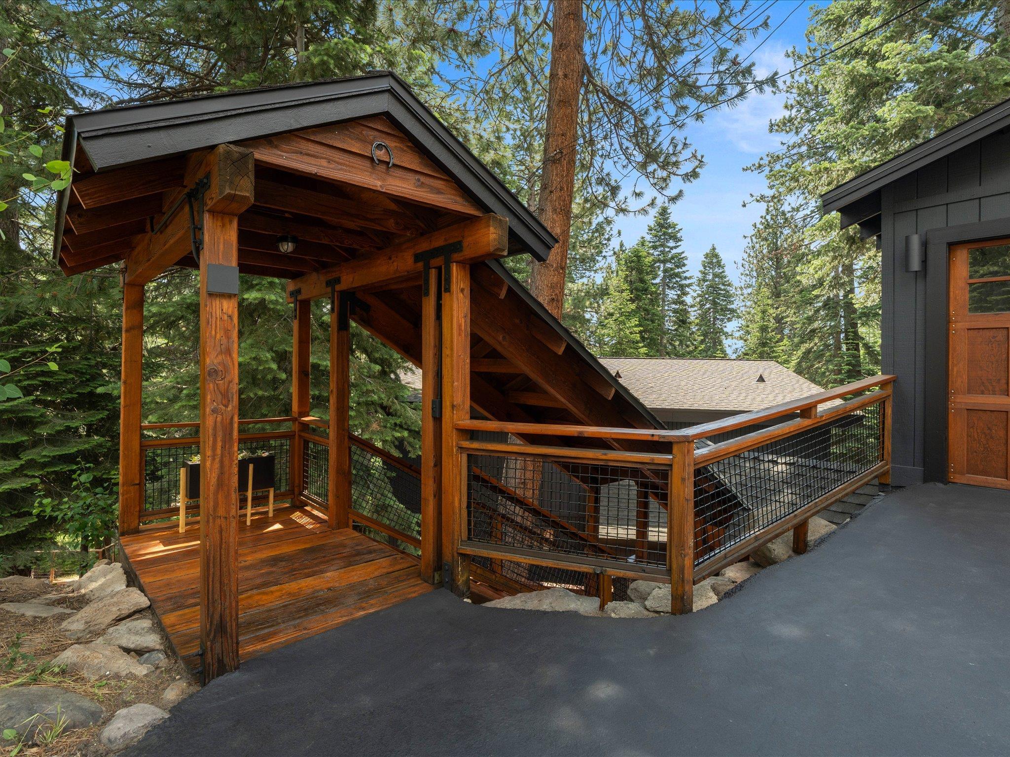 11301 Purple Sage Road Truckee, CA 96161 - Photo 2 of 28