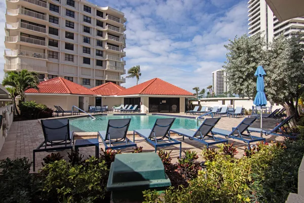 $3,300 | 5480 North Ocean Drive, Unit A1D, Singer Island, FL 33404