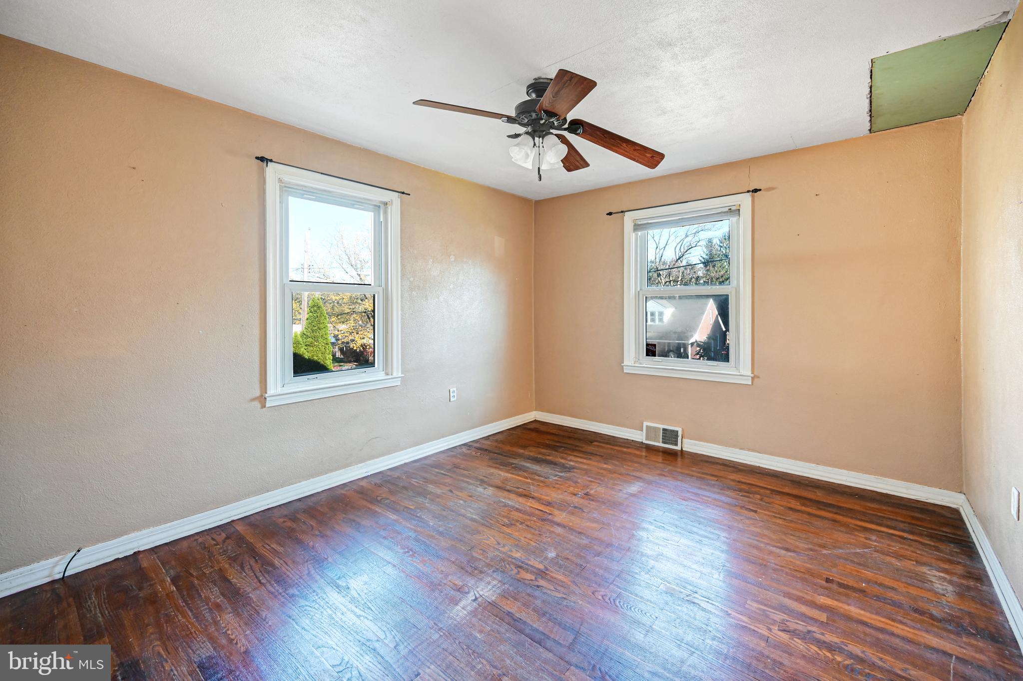 1816 Chesley Road York, PA 17403 - Photo 17 of 31 Gallery Image 17