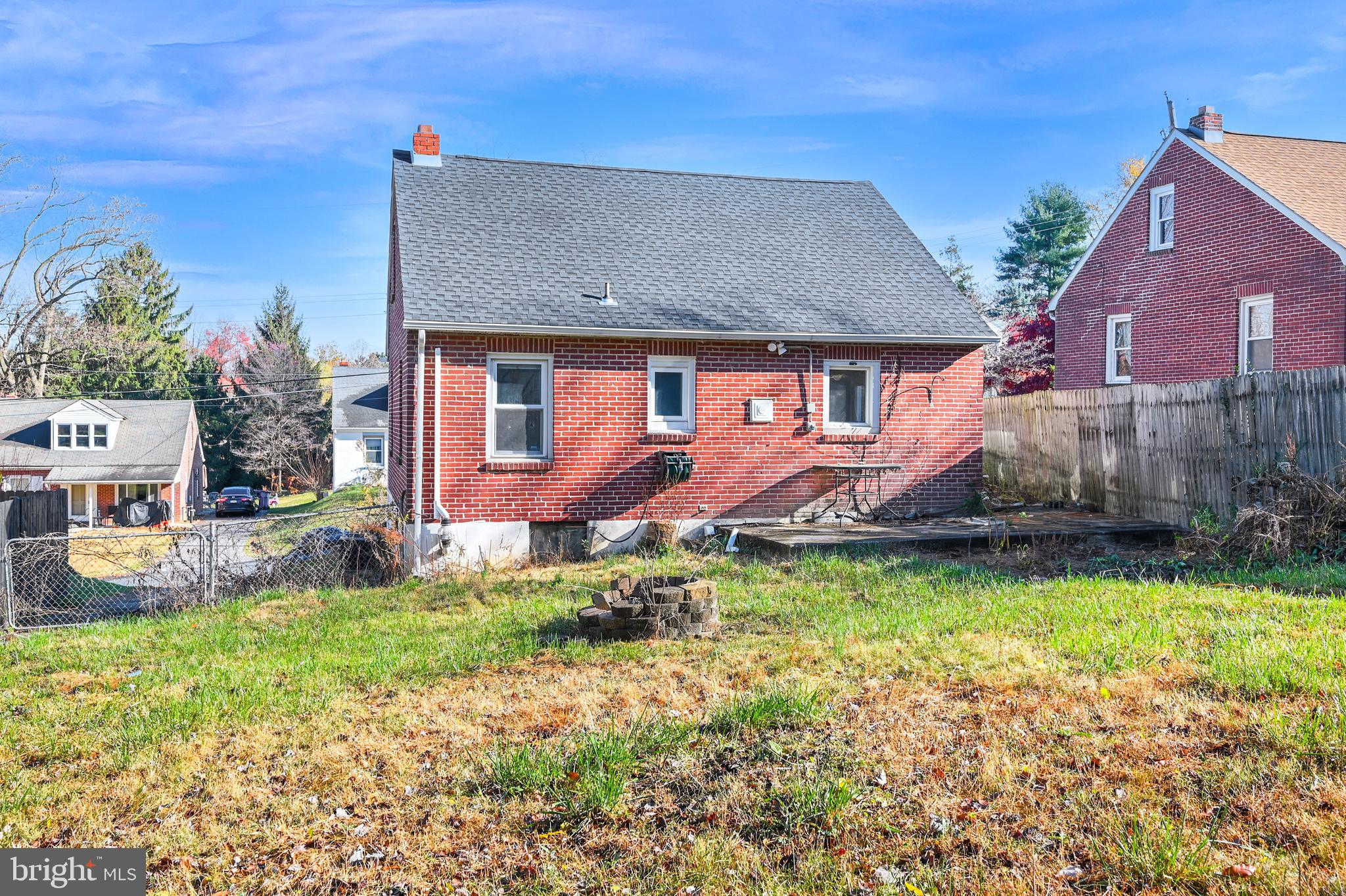 1816 Chesley Road York, PA 17403 - Photo 7 of 31 Gallery Image 7